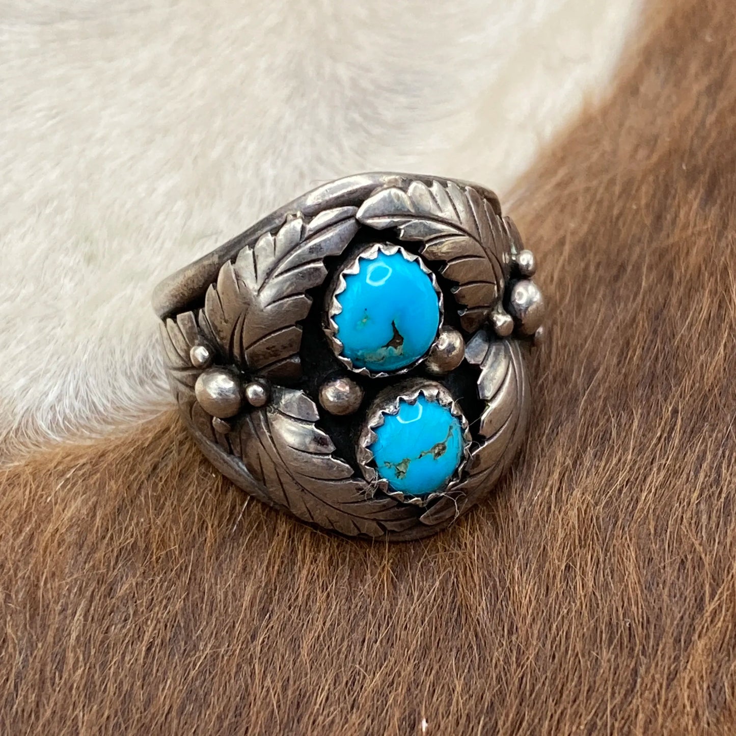 VTG Sterling Ring- 2 Round Turquoise Cabs in 4-Leaf Shadowbox Setting