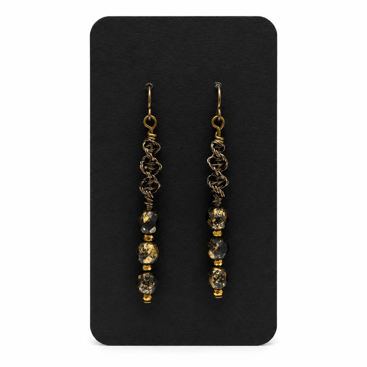 MHV686 Earrings by StudioJere
